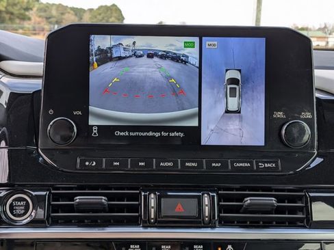 Certified 2023 Nissan Pathfinder SL image 22