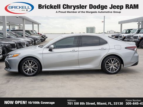 Used 2024 Toyota Camry XLE image 8