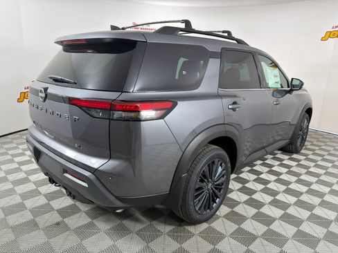 New 2026 Nissan Pathfinder SL w/ SL Premium Package image 6