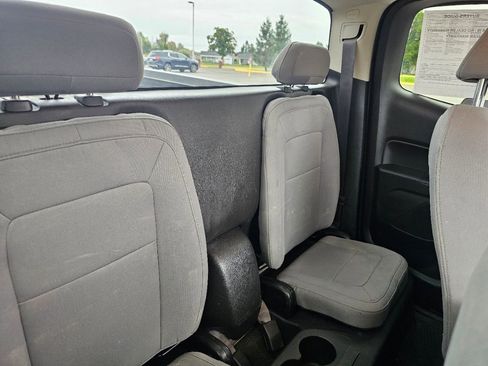 Used 2015 Chevrolet Colorado W/T w/ WT Convenience Package image 12