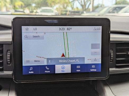 Used 2022 Ford Explorer XLT w/ Equipment Group 202A image 23