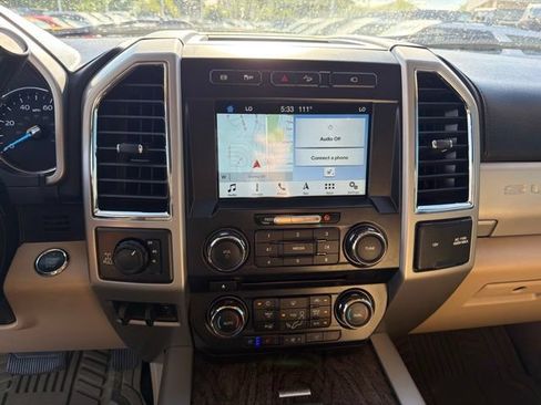 Used 2018 Ford F350 Lariat w/ Lariat Ultimate Package AWD/4WD image 18