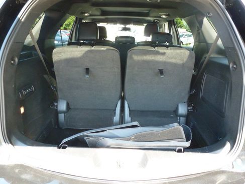 Used 2017 Ford Explorer Sport AWD/4WD image 38
