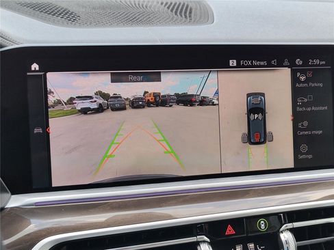 Used 2022 BMW X5 xDrive40i w/ Parking Assistance Package image 30