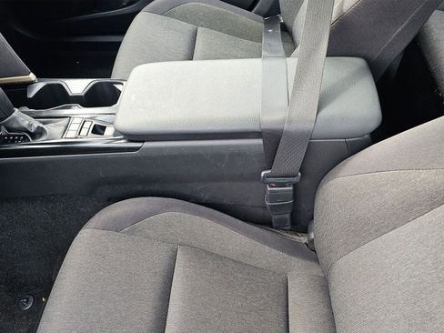 Used 2025 Toyota Camry LE image 8