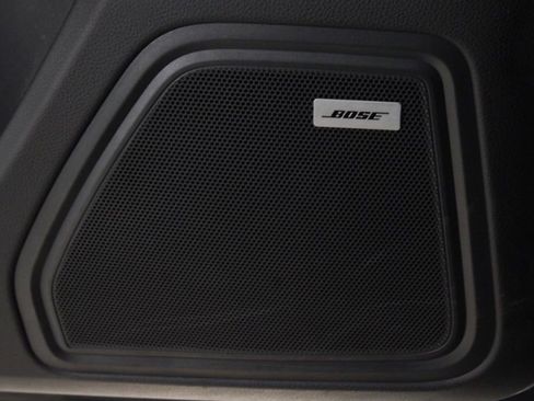 Certified 2022 Porsche Macan S AWD/4WD image 20