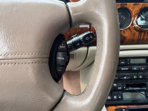 Used 2002 Jaguar XK8 Convertible image 26