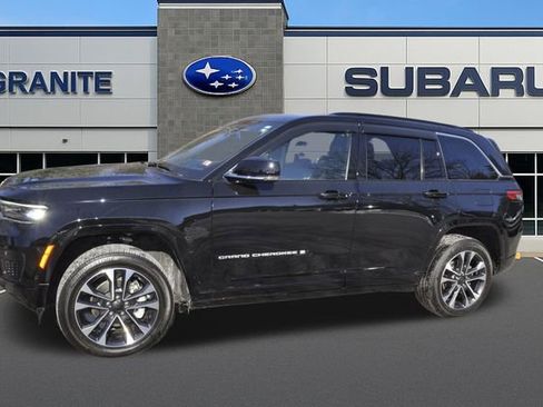 Used 2024 Jeep Grand Cherokee Overland w/ Luxury Tech Group IV image 6