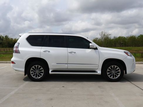 Used 2019 Lexus GX 460 Luxury image 6