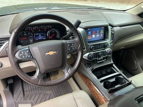 Used 2015 Chevrolet Suburban LTZ AWD/4WD image 6