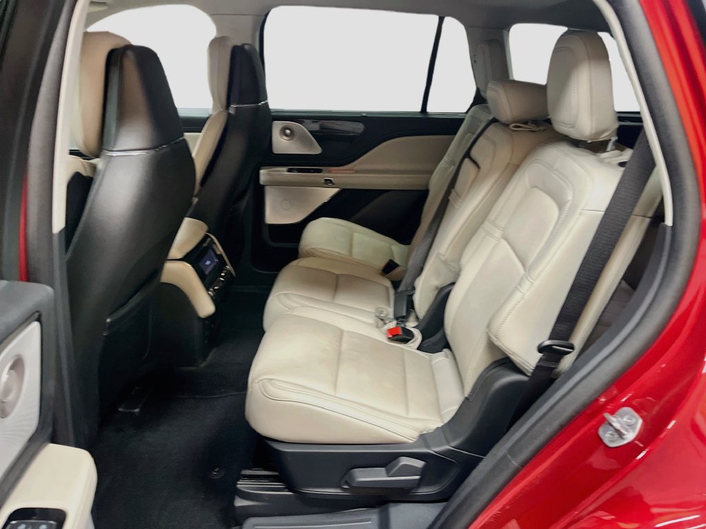 Used 2025 Lincoln Aviator Reserve w/ Equipment Group 201A AWD/4WD image 26