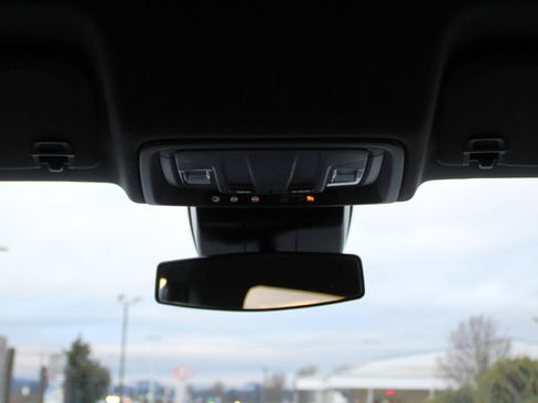 Used 2025 GMC Sierra 3500 SLE w/ SLE Value Package image 22