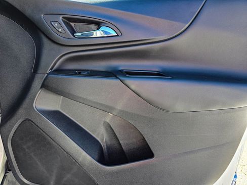 Used 2022 Chevrolet Equinox LT image 37