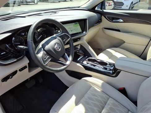 Used 2023 Buick Envision Avenir FWD image 3