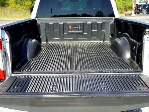 Used 2017 Ford F250 XLT image 23