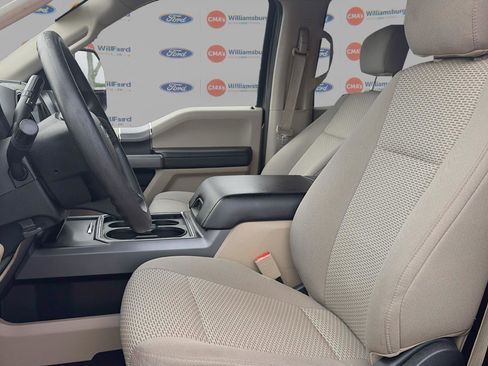 Used 2019 Ford F250 XLT w/ XLT Premium Package image 9