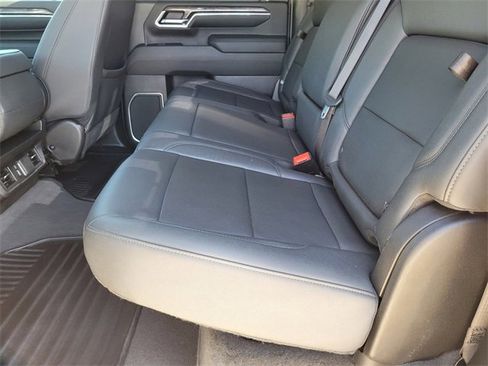 Used 2024 Chevrolet Silverado 2500 LTZ image 24