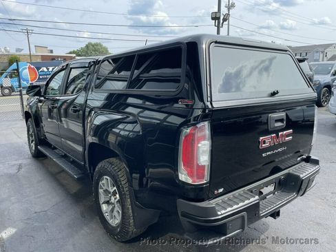 Used 2022 GMC Canyon AT4 w/ Trailering Package AWD/4WD image 5