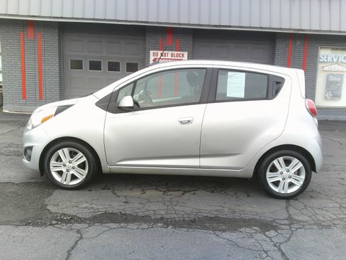Used 2015 Chevrolet Spark LT FWD image 2