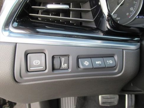 Certified 2025 Cadillac XT6 Sport w/ LPO, Red Accent Package image 23