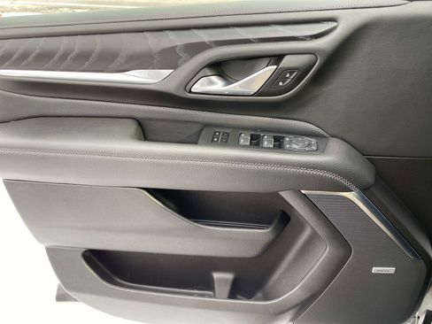 Used 2021 GMC Yukon XL Denali w/ LPO, Illumination Package image 23