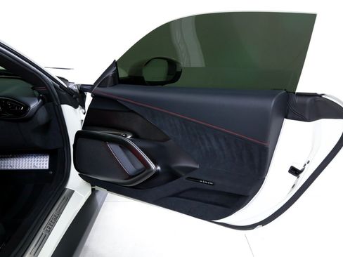 Used 2025 Ferrari 12Cilindri RWD image 18