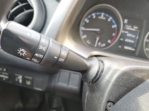 Used 2017 Toyota RAV4 XLE image 26