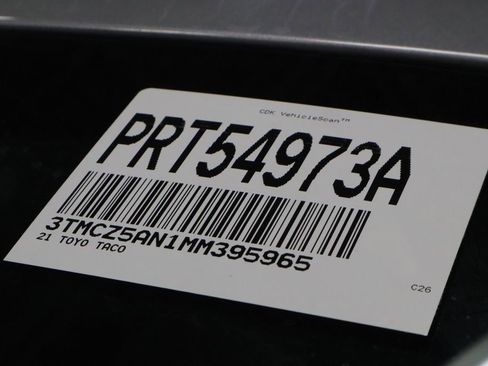 Used 2021 Toyota Tacoma TRD Off-Road image 31