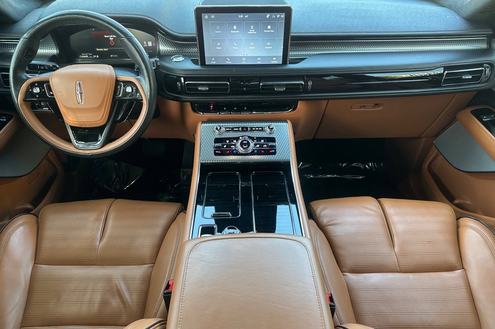 Used 2023 Lincoln Aviator Black Label Grand Touring w/ Class IV Trailer Tow Package AWD/4WD image 13