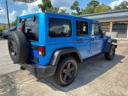 Used 2016 Jeep Wrangler Unlimited Sport AWD/4WD image 6