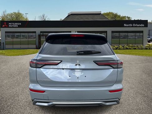 New 2026 Mitsubishi Outlander SE FWD image 4