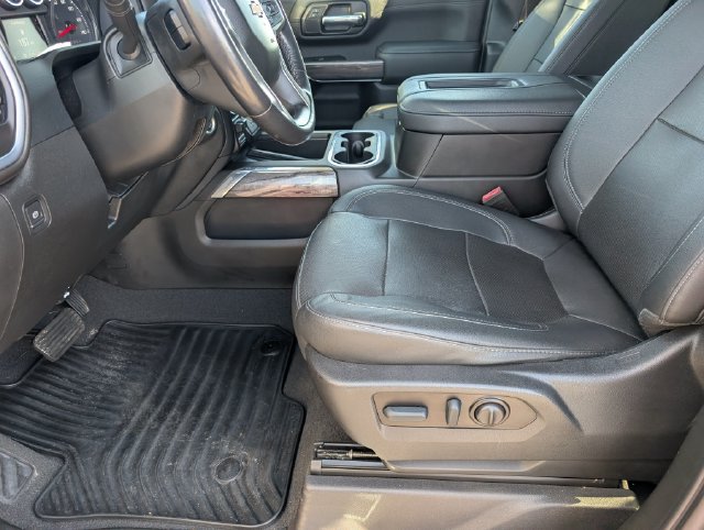 Used 2022 Chevrolet Silverado 2500 LTZ w/ LTZ Plus Package AWD/4WD image 14