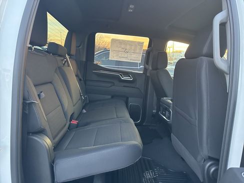 New 2026 GMC Sierra 1500 Elevation image 27