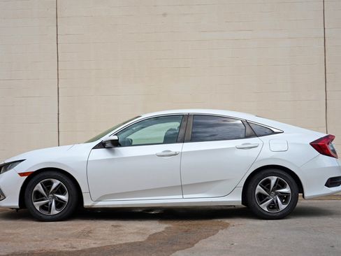Used 2019 Honda Civic LX image 8
