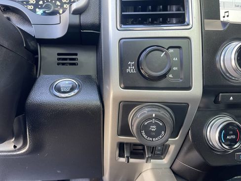 Used 2018 Ford F150 Lariat w/ Equipment Group 502A Luxury AWD/4WD image 22