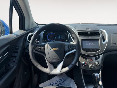 Used 2016 Chevrolet Trax LTZ AWD/4WD image 12
