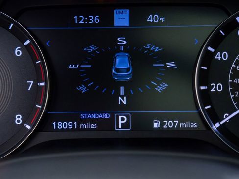 Used 2023 INFINITI QX50 Sensory w/ Accent Package AWD/4WD image 23