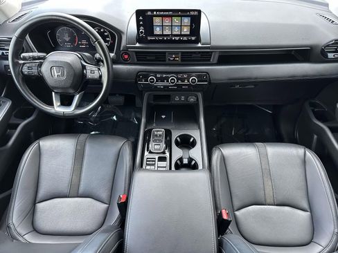Used 2023 Honda Pilot Touring image 10