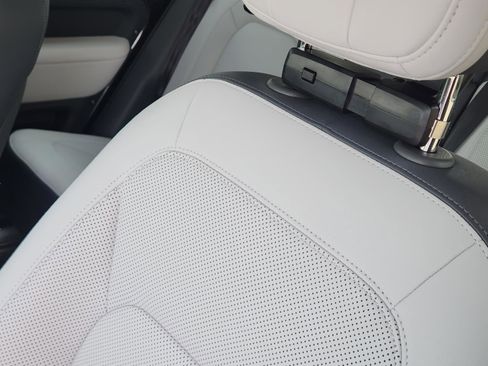 New 2026 Land Rover Defender 110 V8 image 15