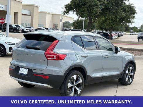 Certified 2025 Volvo XC40 B5 Plus AWD/4WD image 5