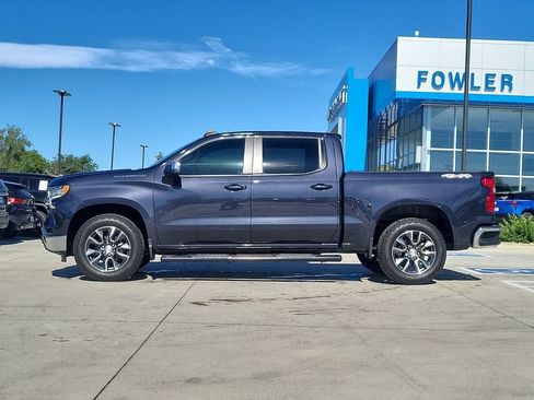 Used 2024 Chevrolet Silverado 1500 LT AWD/4WD image 5
