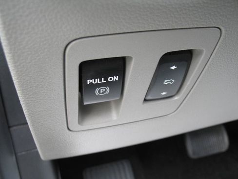 Used 2018 Ford F150 XLT w/ Equipment Group 301A Mid AWD/4WD image 41