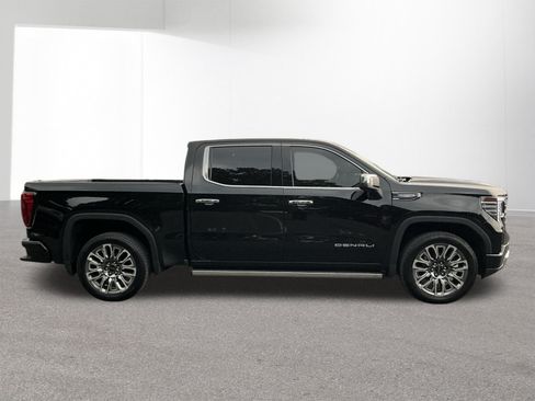 Used 2024 GMC Sierra 1500 Denali Ultimate AWD/4WD image 2