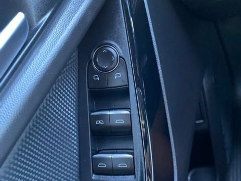 Used 2026 Chevrolet Equinox RS w/ LPO, Floor Liner Package FWD image 34