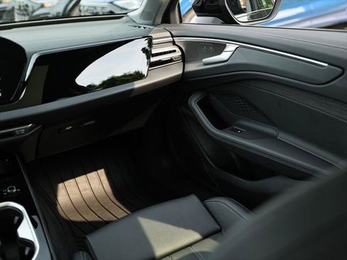 Certified 2026 Audi A6 Premium Plus w/ Premium Plus Package AWD/4WD image 30