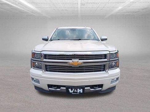 Used 2015 Chevrolet Silverado 1500 High Country w/ High Country Premium Package AWD/4WD image 31
