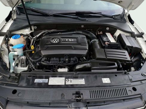 Used 2014 Volkswagen Passat 1.8T Wolfsburg Edition image 12