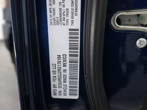 Used 2024 RAM 2500 Big Horn w/ Night Edition AWD/4WD image 63