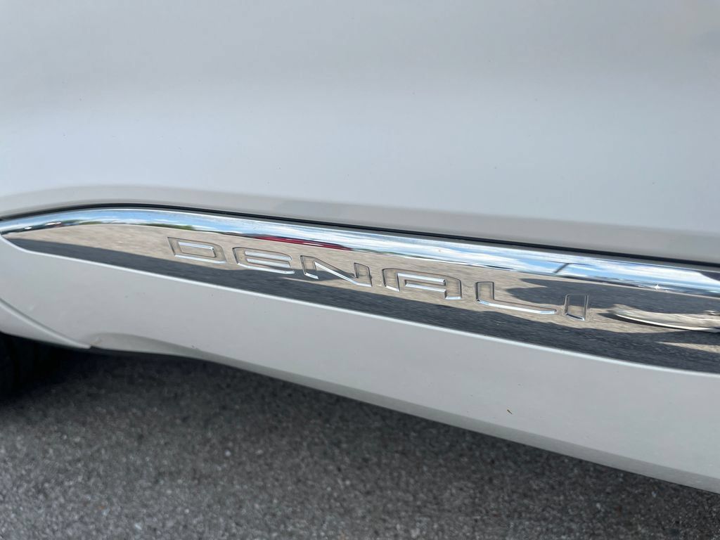 Used 2020 GMC Acadia Denali w/ Trailering Package AWD/4WD image 34