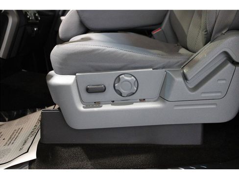 Used 2014 Ford F150 XLT w/ Equipment Group 302A Luxury image 21